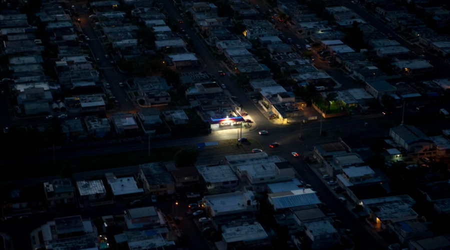 Apagón Masivo Deja a 360,000 Clientes sin Electricidad en Puerto Rico