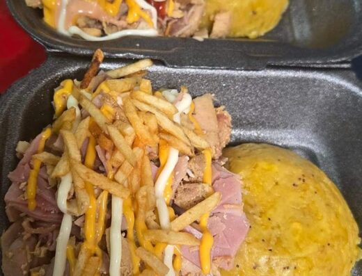 Tripleta El Famoso Food Truck