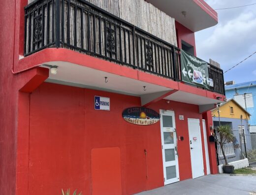 PR BEACH RENTAL (Hidden Gem / Studio In Puerto Rico)-Solar Panels