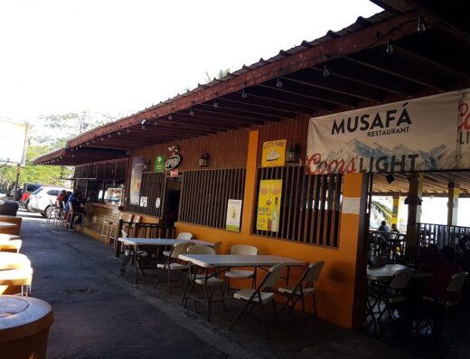 Musafá Seafood and Bar