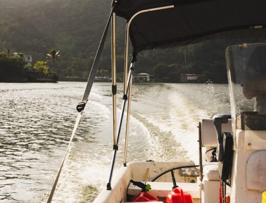 BOAT SERVICE: The EDGE Lakefront Restaurant