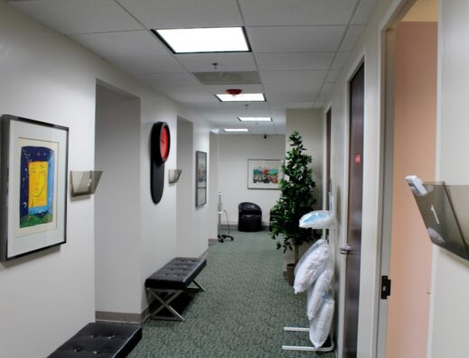 Clinica Dr. Ferreras Olivieri, Quiropractico