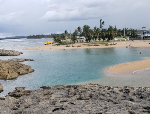 Puerto Nuevo Playa de Vega Baja Beach