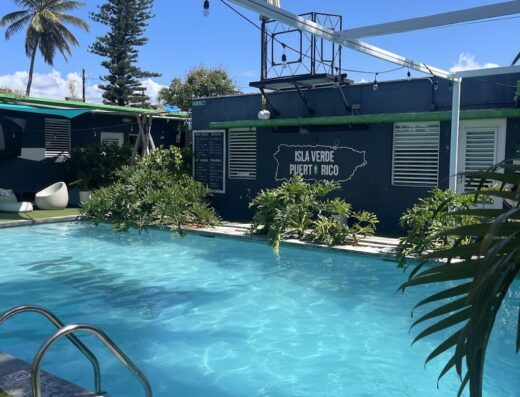 Nomada Urban Beach Hostel