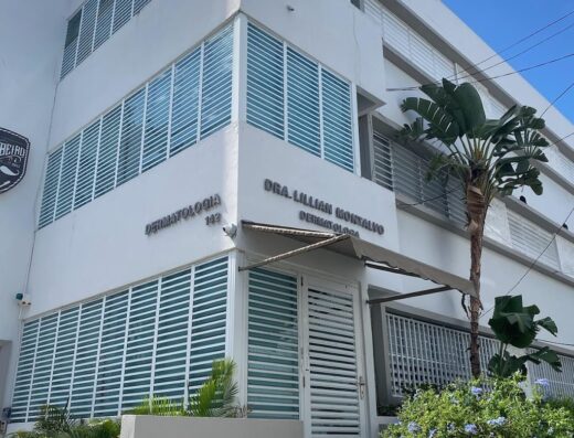 Clinical Dermatologist Dr. Lillian Montalvo