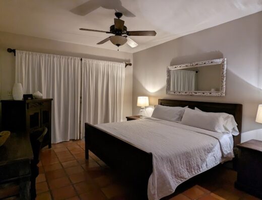 Villa Montana Beach Resort