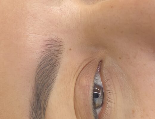 Corte Fino Alta Peluquería- Microblading studio