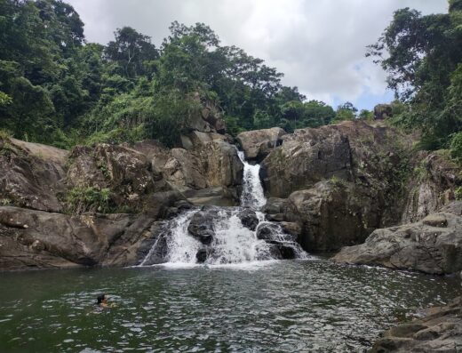 Los Pilones Waterfall