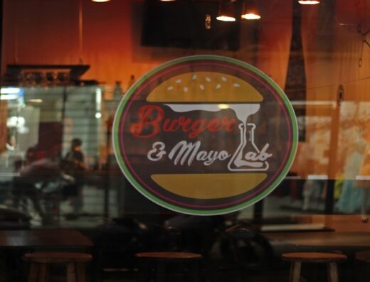 Burger & Mayo Lab