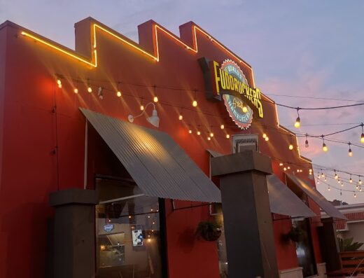 Fuddruckers
