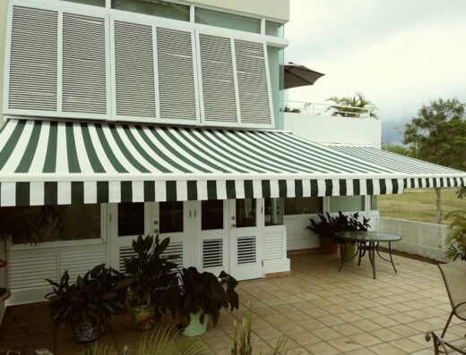 Villas del Golf East Pool & Park Center