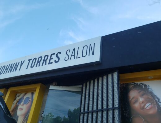 Johnny Torres Salón